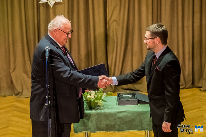Karácsonyi műsor a művelődési házban © Siklósi Hírek - fotó: Kacsúr Tamás