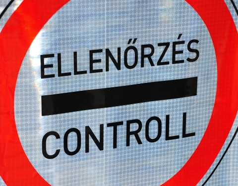 ellenorzestabla