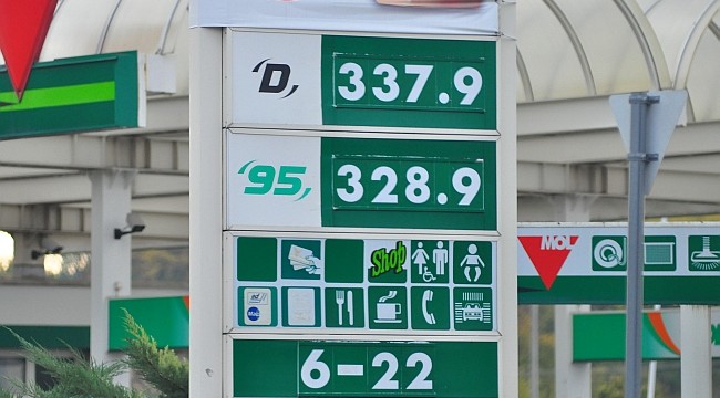 A siklósi Mol árai 2015. 10. 23-án