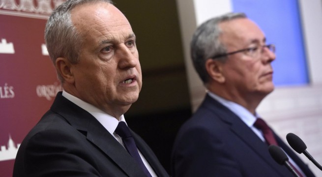 Bakondi György és Kontrát Károly. Fotó:  Kovács Tamás, MTI