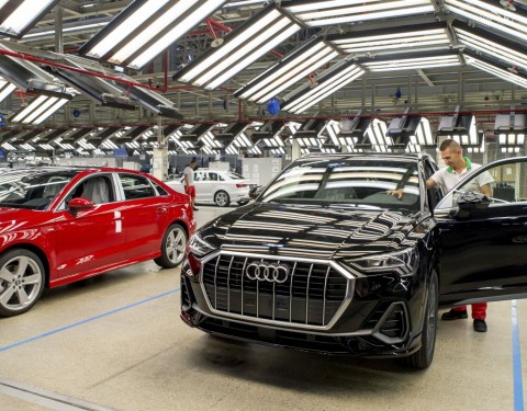 Audi Q3 modell az Audi Hungária Zrt. győri csarnokában. Fotó: Krizsán Csaba, MTI