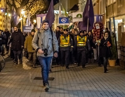 Sóki Tamás Pécsen, a januári tüntetésen. Fotó: Kacsúr Tamás, SH/7800