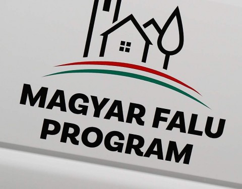 magyarfalu-logo