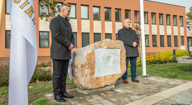 56emlekmu-riegl-vanyur